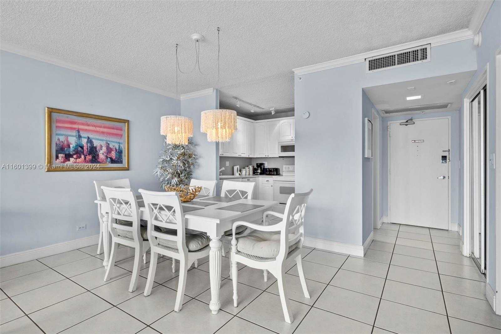Small Image of 5601 COLLINS AVE #823, Miami Beach Number 10