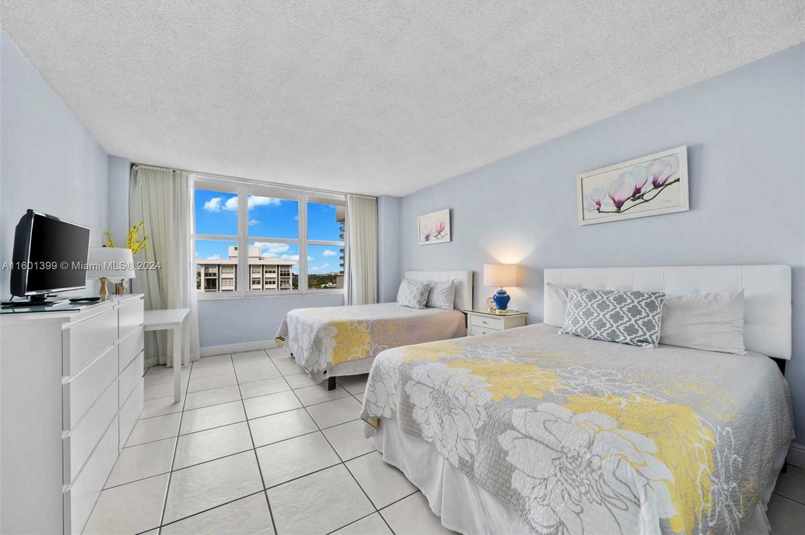 Small Image of 5601 COLLINS AVE #823, Miami Beach Number 16