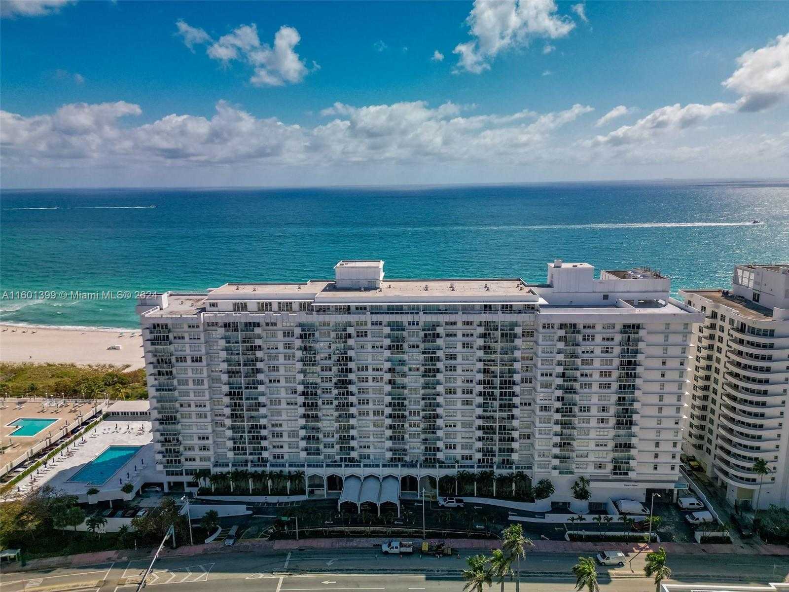 Small Image of 5601 COLLINS AVE #823, Miami Beach Number 3