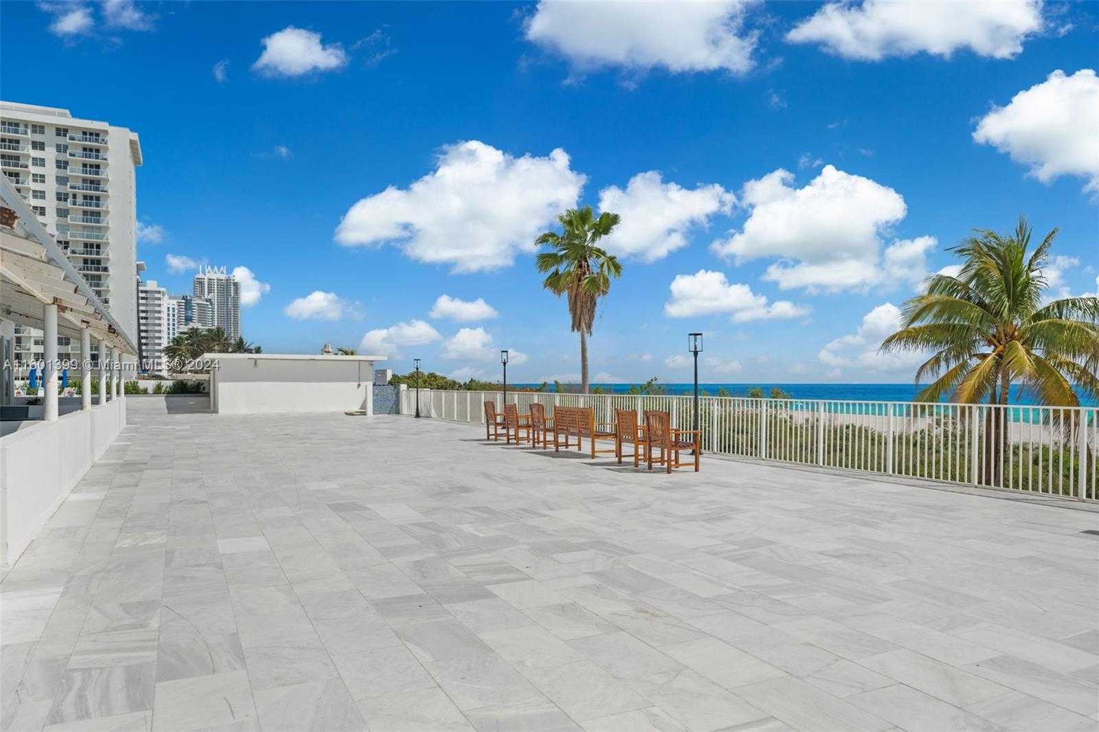 Small Image of 5601 COLLINS AVE #823, Miami Beach Number 34