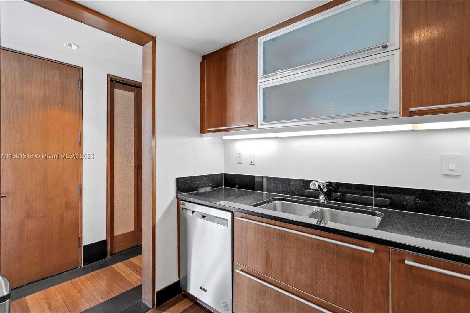 Small Image of 101 20TH ST #2504, Miami Beach Number 18