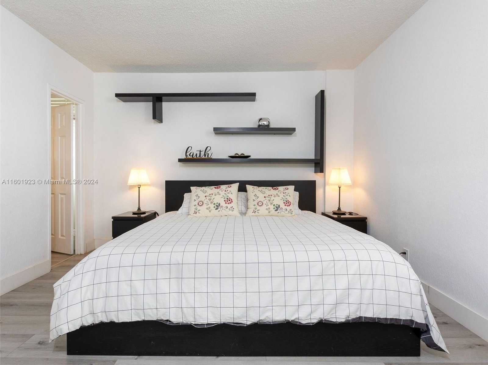 Small Image of 3901 SOUTH OCEAN DR #10P, Hollywood Number 11