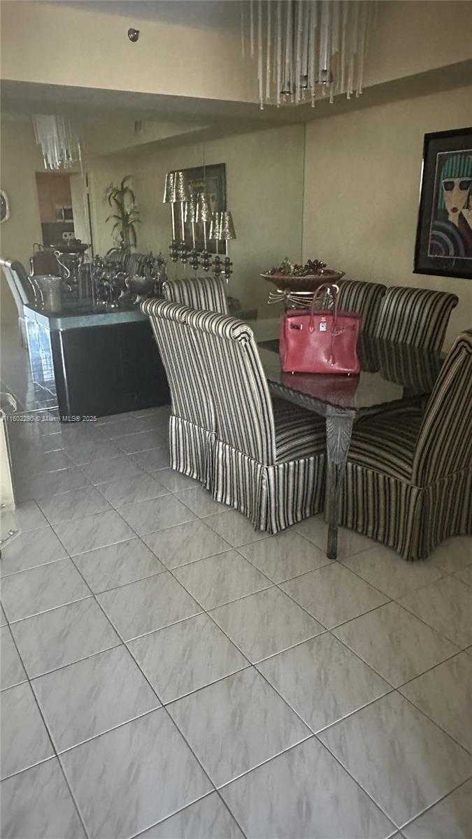 Small Image of 20281 EAST COUNTRY CLUB DR #305, Aventura Number 30