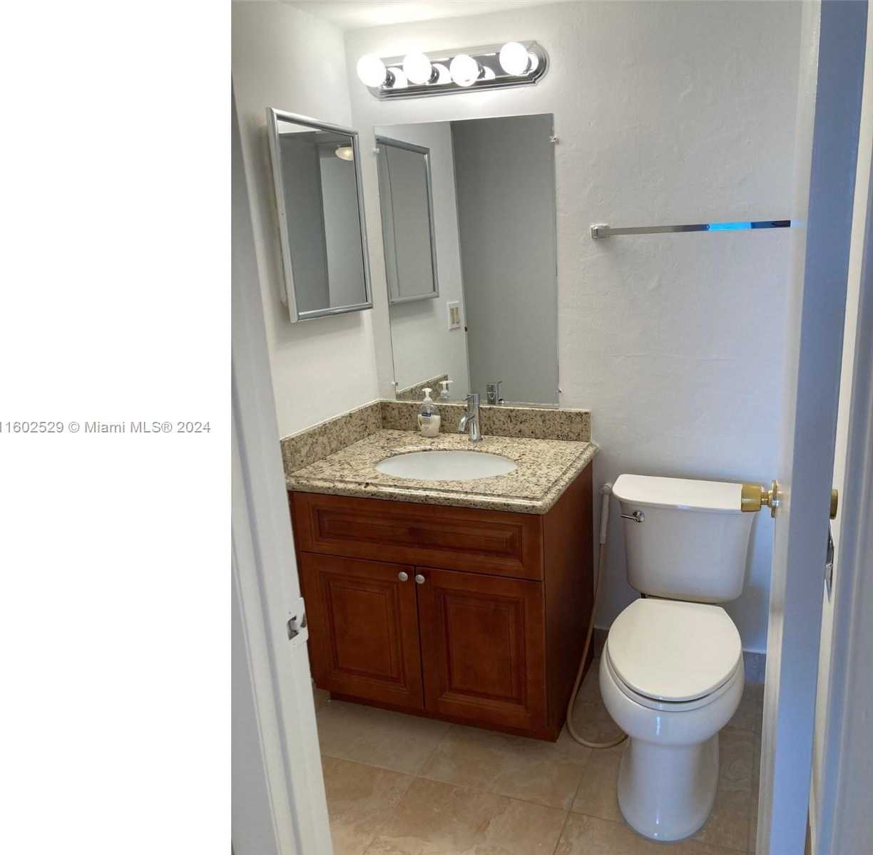 Small Image of 20500 WEST COUNTRY CLUB DR #517, Aventura Number 17