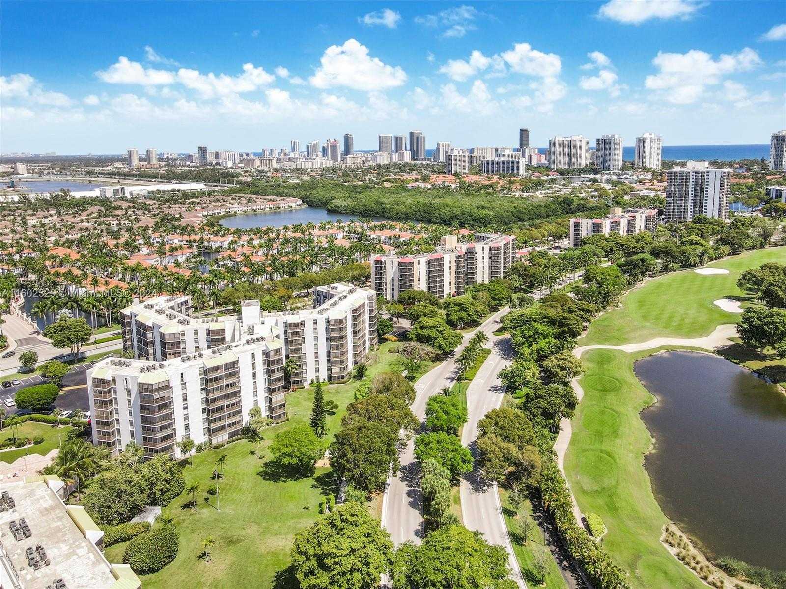 Small Image of 20500 WEST COUNTRY CLUB DR #517, Aventura Number 5