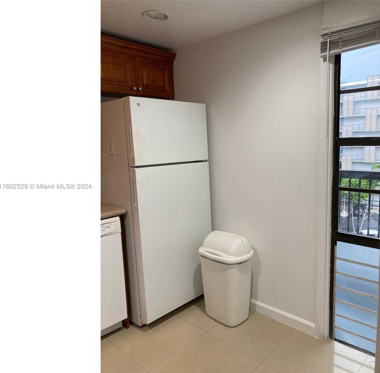 Small Image of 20500 WEST COUNTRY CLUB DR #517, Aventura Number 8