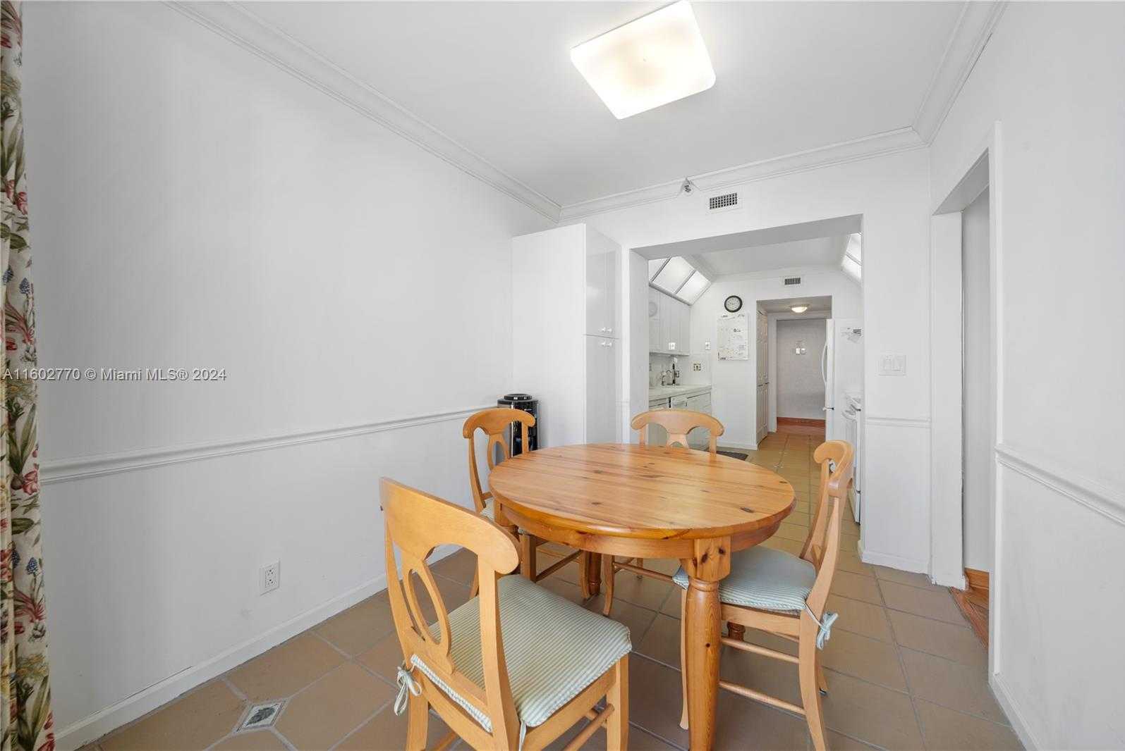 Small Image of 19707 TURNBERRY WAY #6K, Aventura Number 13