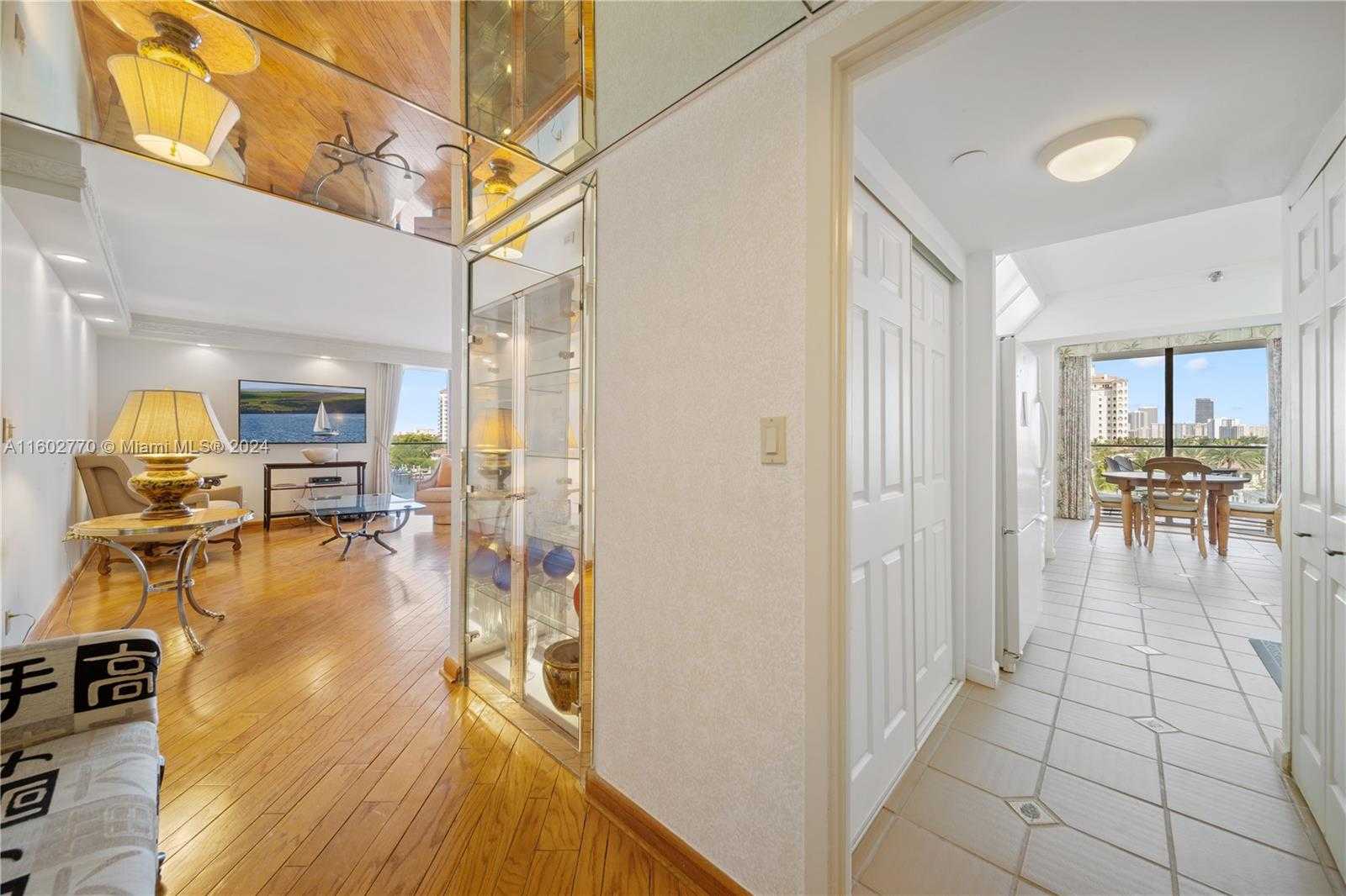Small Image of 19707 TURNBERRY WAY #6K, Aventura Number 24