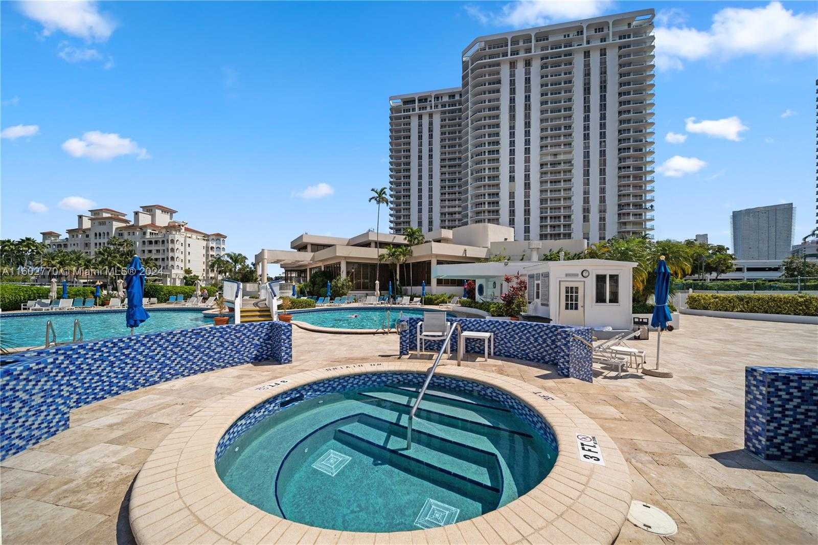 Small Image of 19707 TURNBERRY WAY #6K, Aventura Number 31