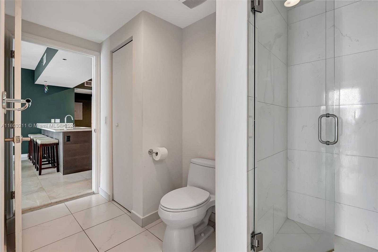 Small Image of 55 SOUTH EAST 6TH ST #3903, Miami Number 21