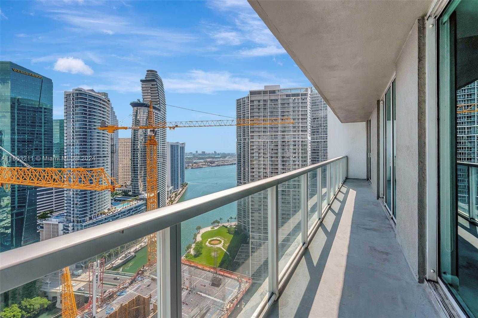 Small Image of 55 SOUTH EAST 6TH ST #3903, Miami Number 28