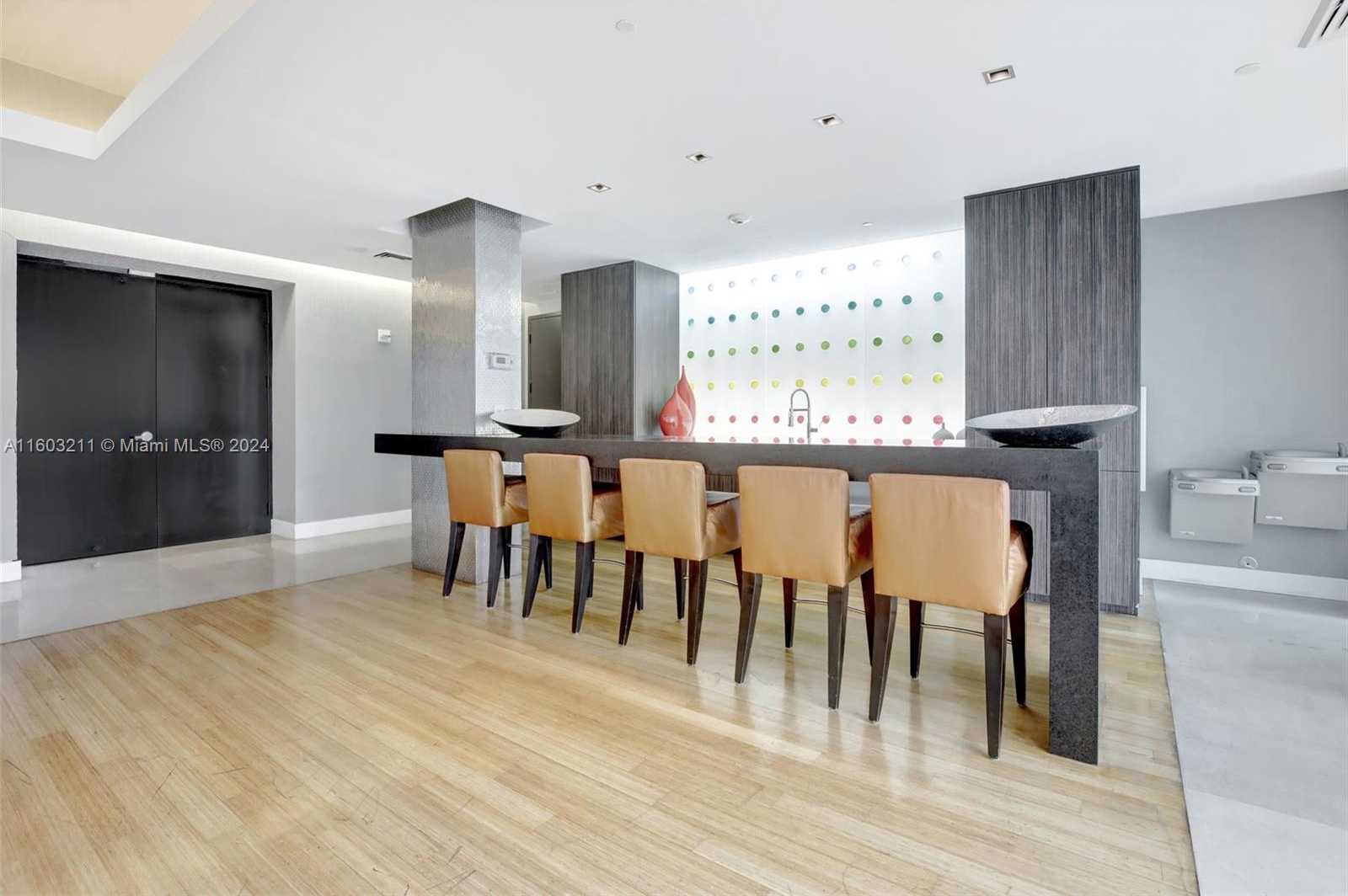 Small Image of 55 SOUTH EAST 6TH ST #3903, Miami Number 43