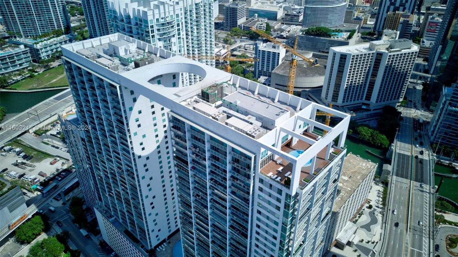 Small Image of 55 SOUTH EAST 6TH ST #3903, Miami Number 51