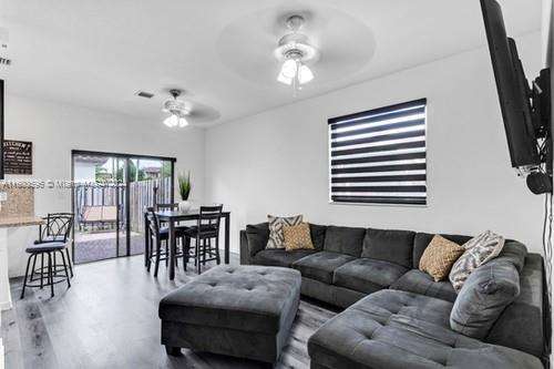 Small Image of 104 SOUTH EAST 34 TERRACE #104, Homestead Number 13
