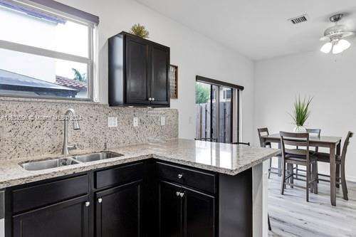 Small Image of 104 SOUTH EAST 34 TERRACE #104, Homestead Number 17
