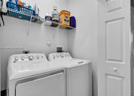 Small Image of 104 SOUTH EAST 34 TERRACE #104, Homestead Number 25