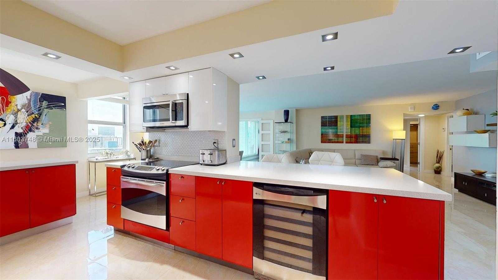 Small Image of 1912 SOUTH OCEAN DR #12C, Hallandale Beach Number 10