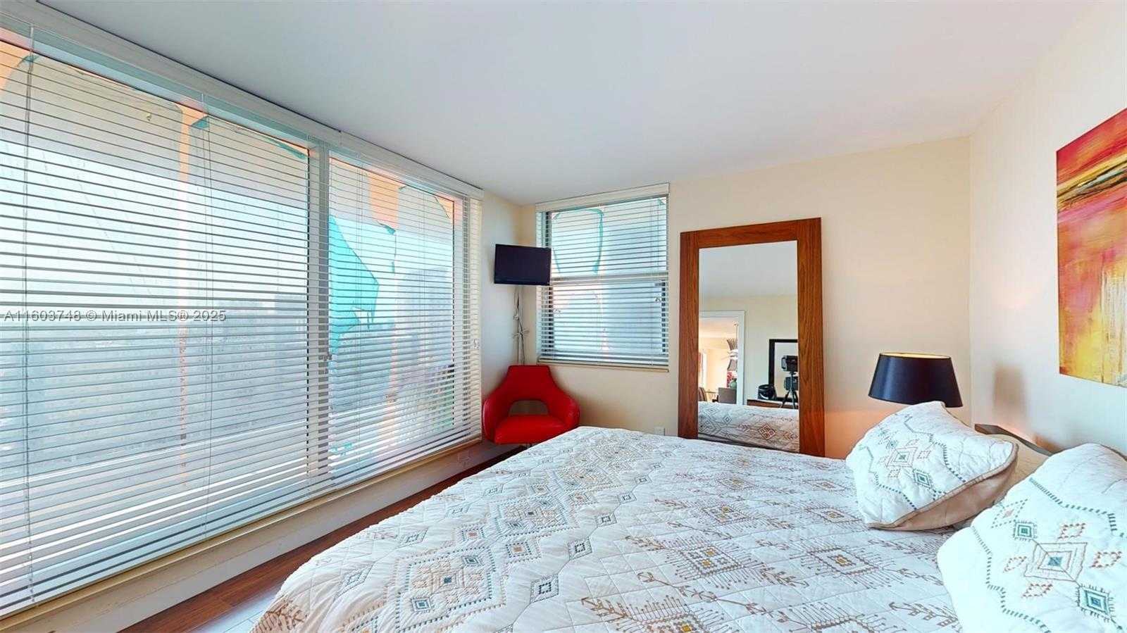Small Image of 1912 SOUTH OCEAN DR #12C, Hallandale Beach Number 25