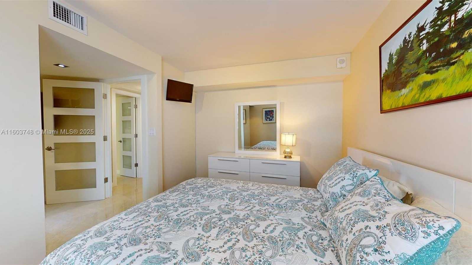 Small Image of 1912 SOUTH OCEAN DR #12C, Hallandale Beach Number 38