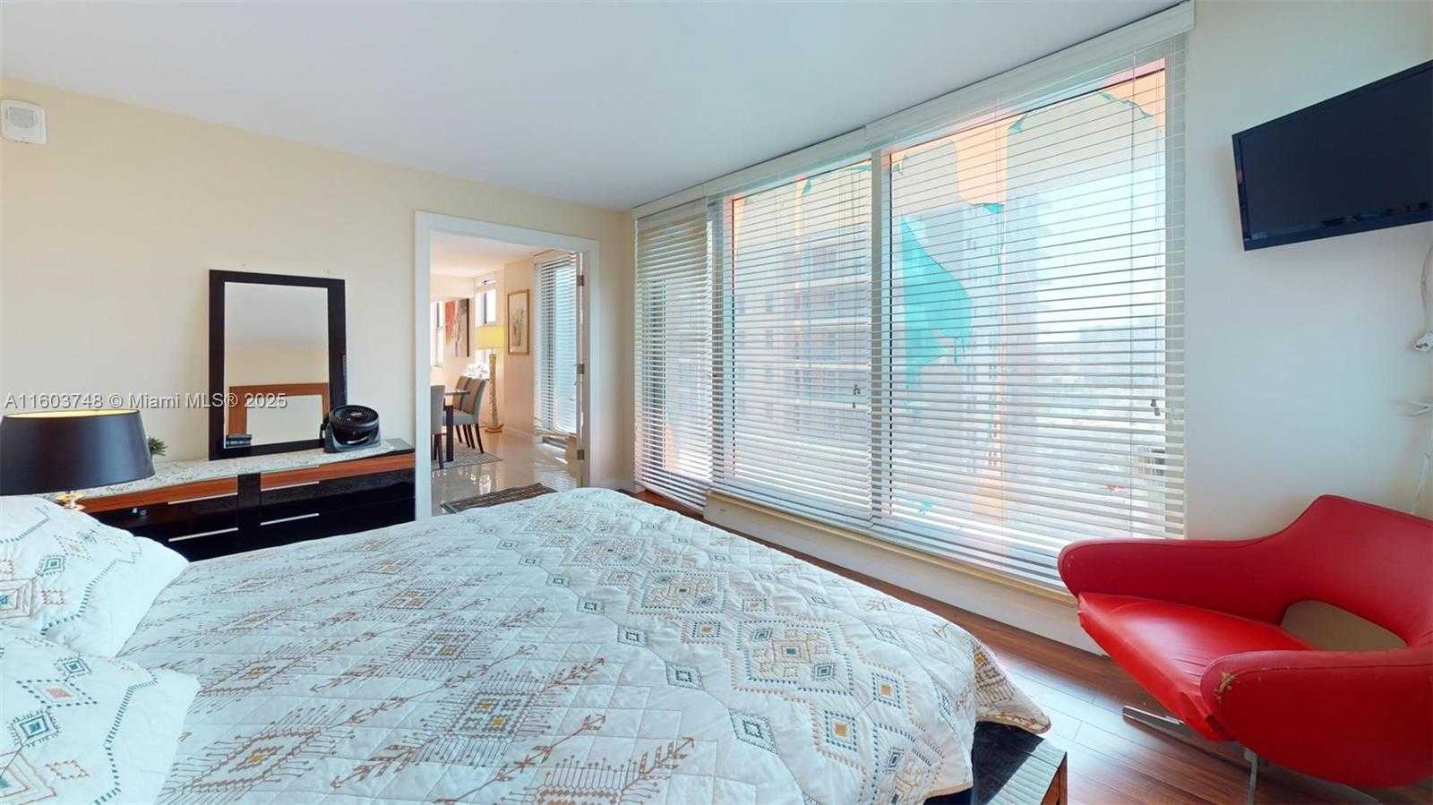 Small Image of 1912 SOUTH OCEAN DR #12C, Hallandale Beach Number 66