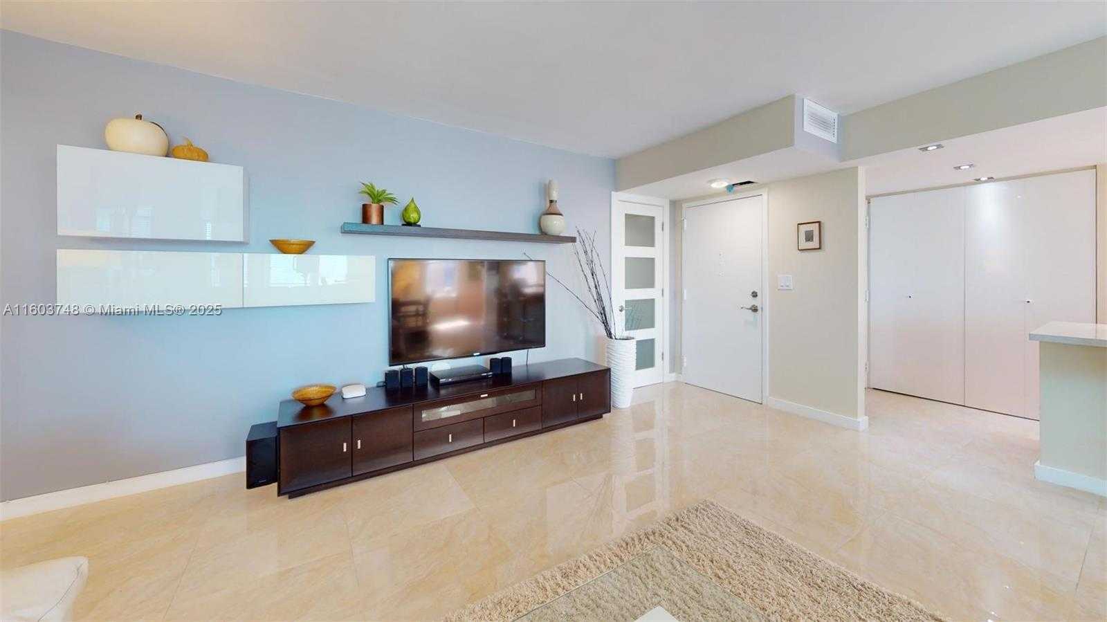 Small Image of 1912 SOUTH OCEAN DR #12C, Hallandale Beach Number 71