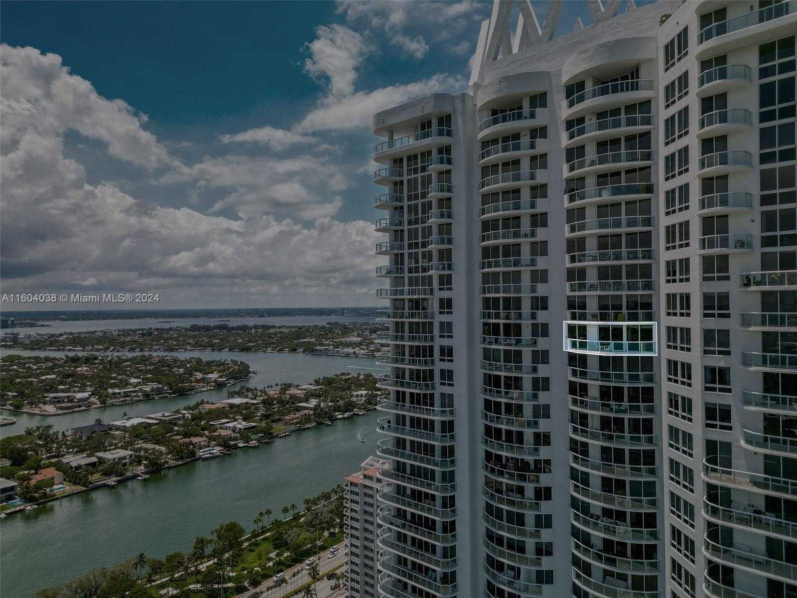 Small Image of 6365 COLLINS AVE #3904, Miami Beach Number 14