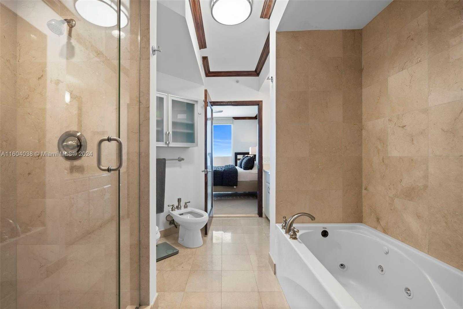 Small Image of 6365 COLLINS AVE #3904, Miami Beach Number 20