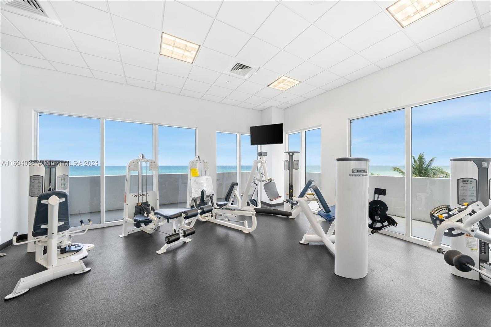 Small Image of 6365 COLLINS AVE #3904, Miami Beach Number 29