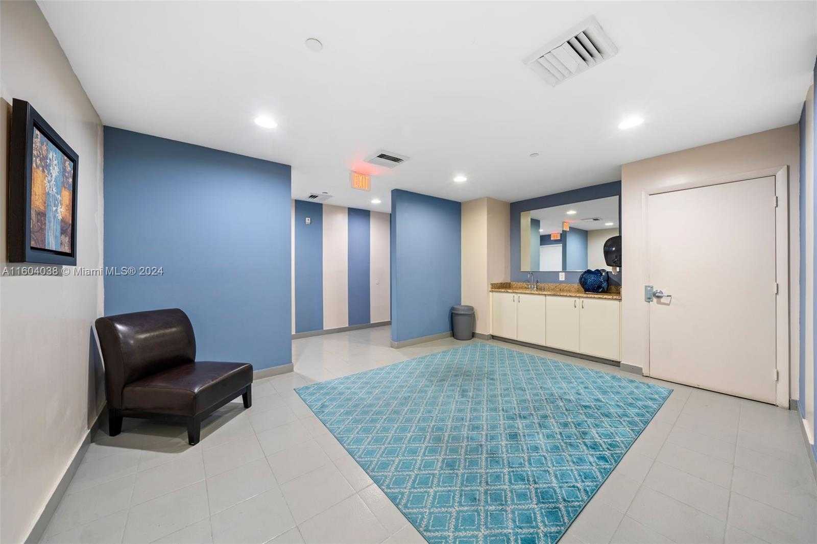 Small Image of 6365 COLLINS AVE #3904, Miami Beach Number 32