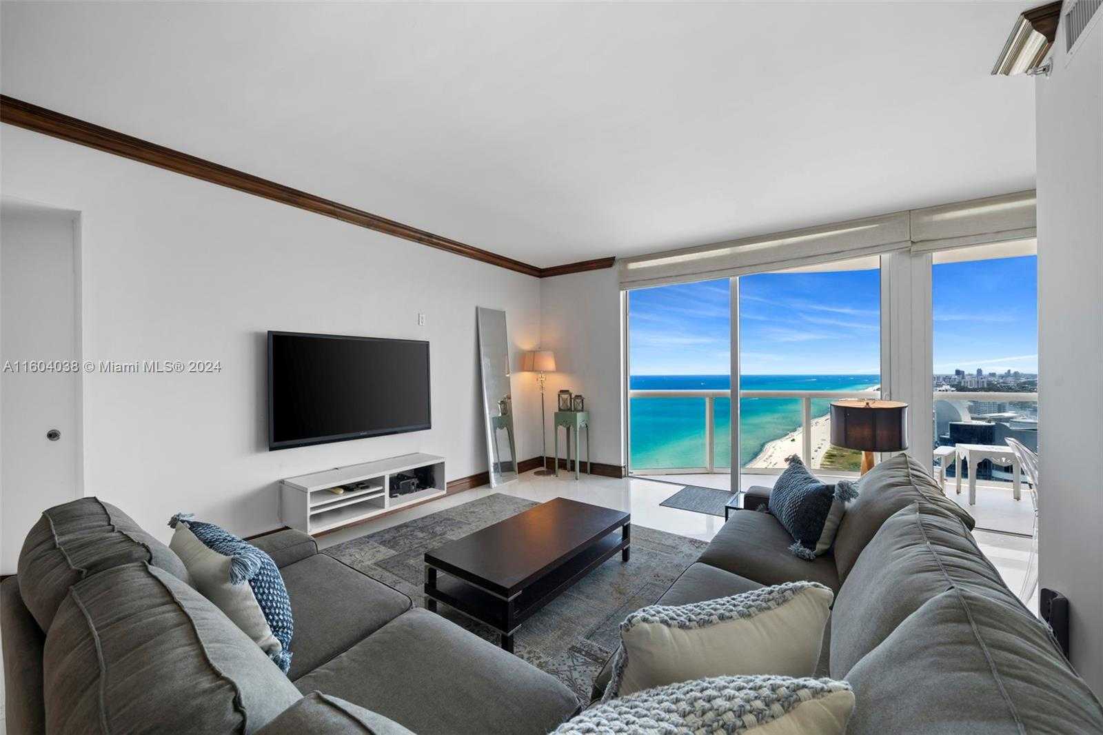 Small Image of 6365 COLLINS AVE #3904, Miami Beach Number 4