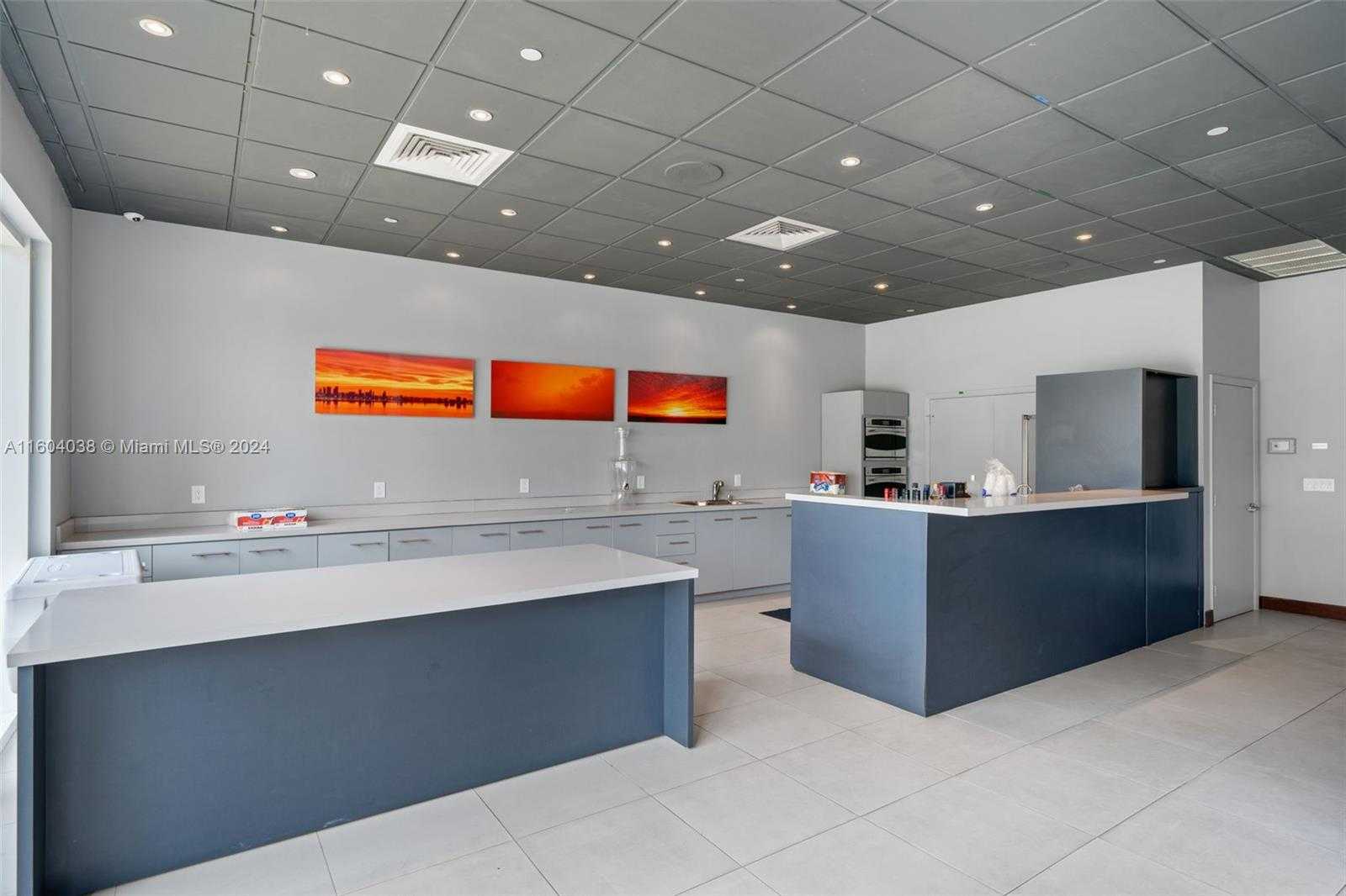 Small Image of 6365 COLLINS AVE #3904, Miami Beach Number 40