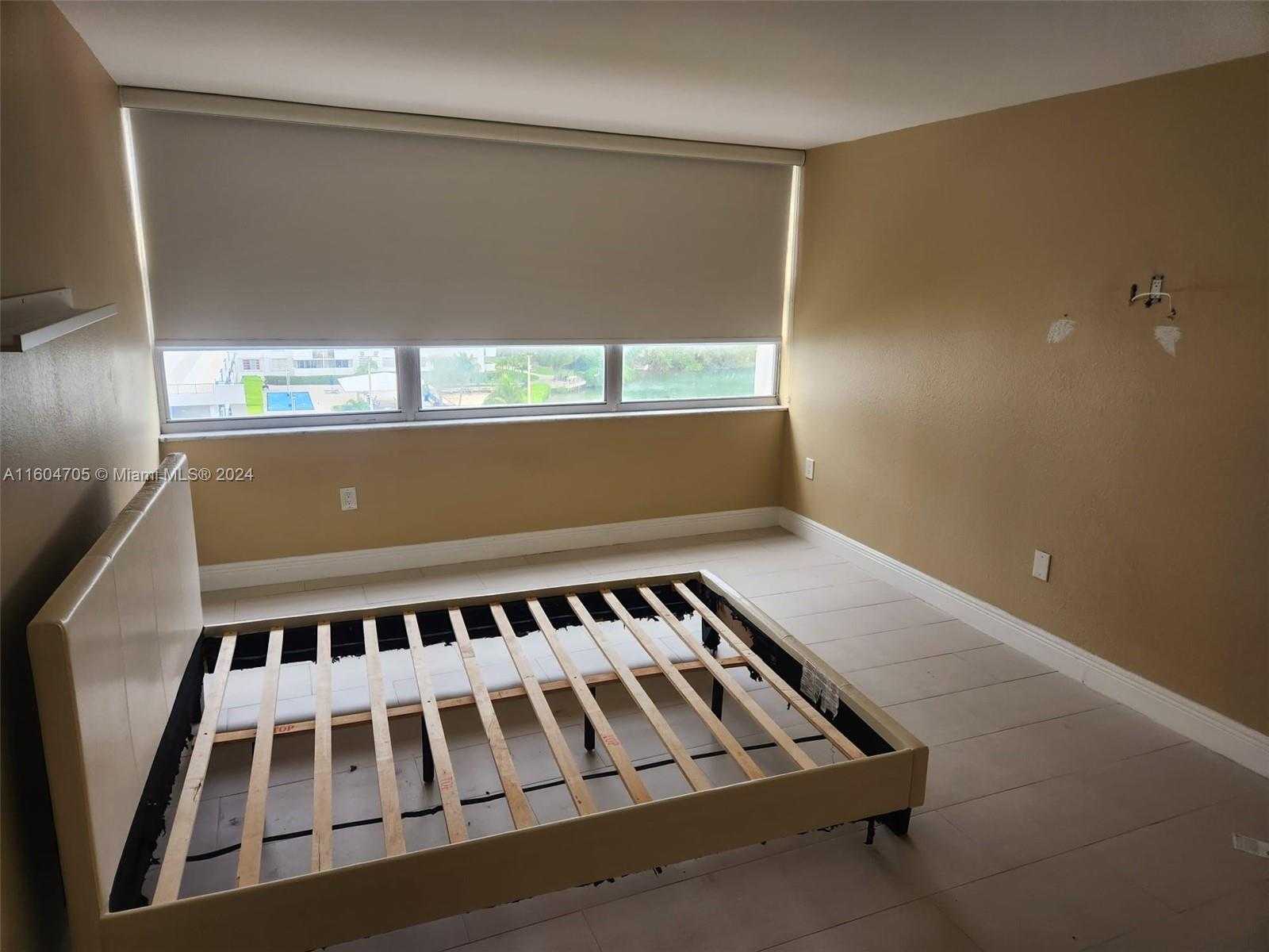Small Image of 18071 BISCAYNE BLVD #602, Aventura Number 20