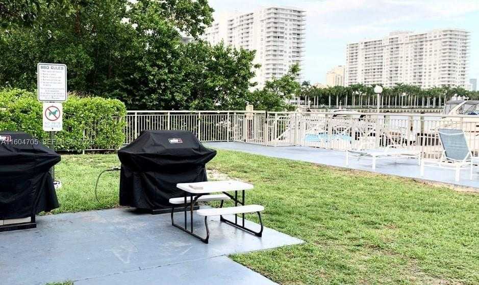 Small Image of 18071 BISCAYNE BLVD #602, Aventura Number 50