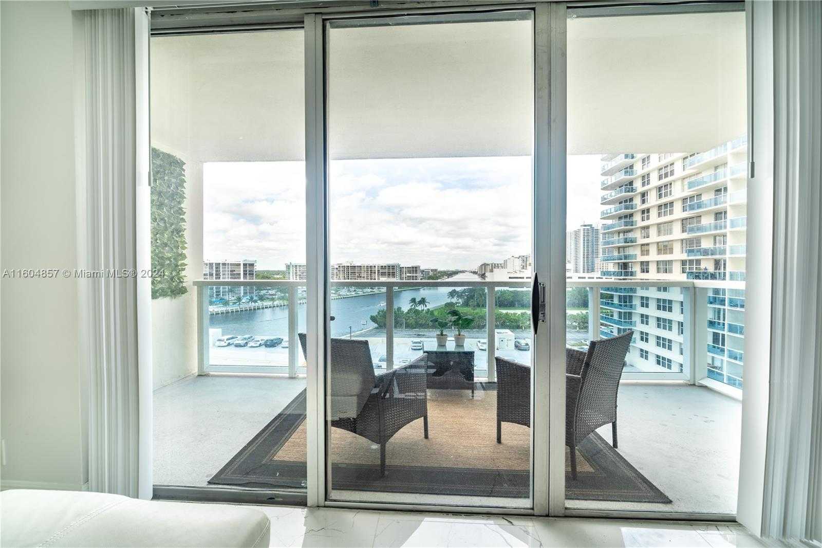 Small Image of 3800 SOUTH OCEAN DR #803, Hollywood Number 10