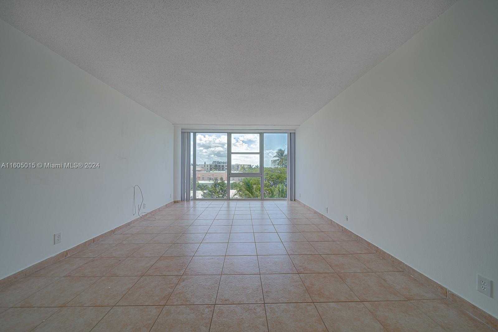 Small Image of 900 BAY DR #303, Miami Beach Number 22