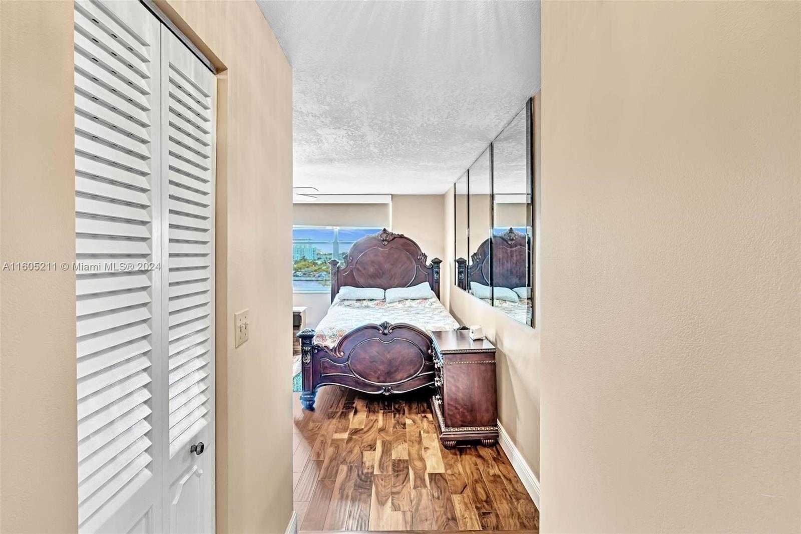 Small Image of 1865 SOUTH OCEAN DR #5J, Hallandale Beach Number 10