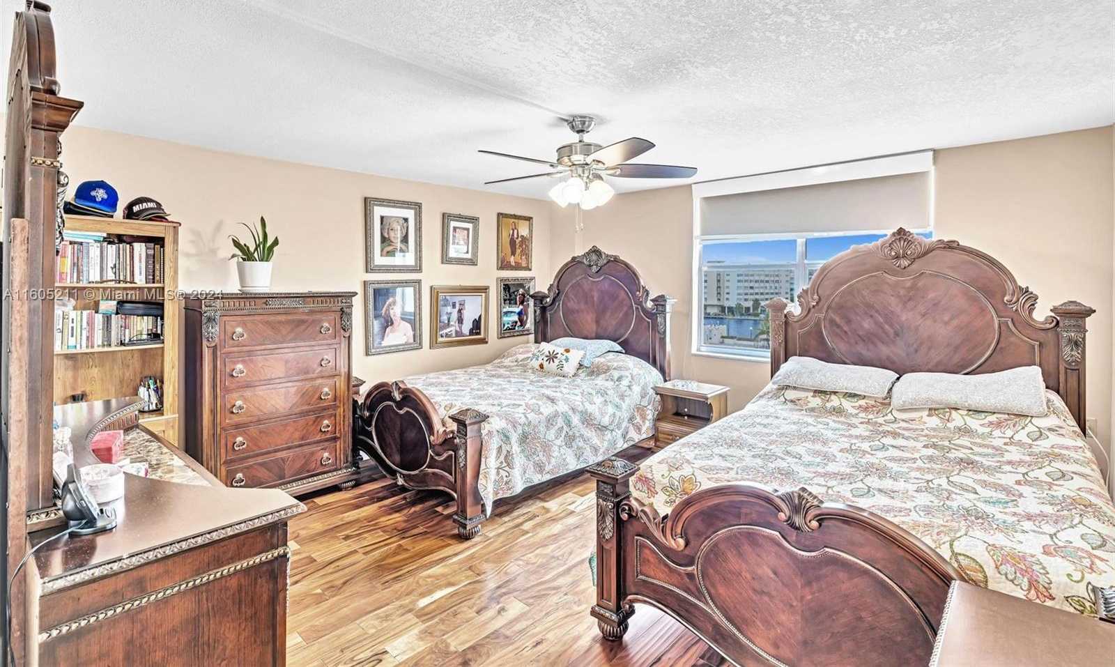 Small Image of 1865 SOUTH OCEAN DR #5J, Hallandale Beach Number 11