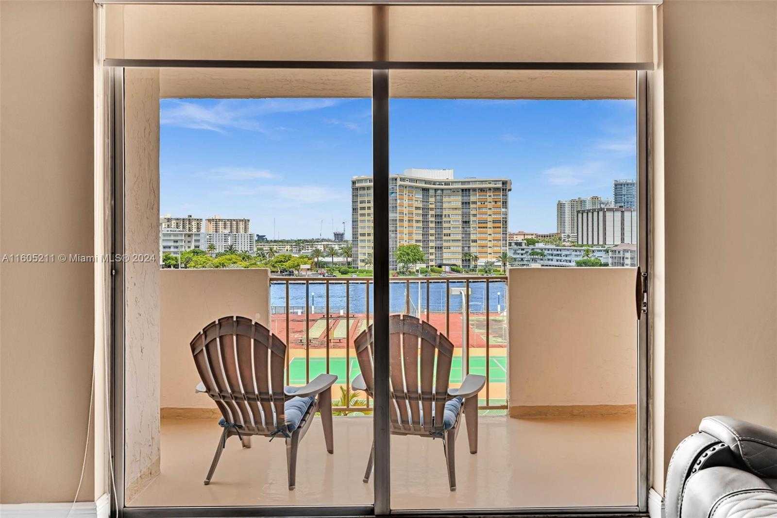 Small Image of 1865 SOUTH OCEAN DR #5J, Hallandale Beach Number 21