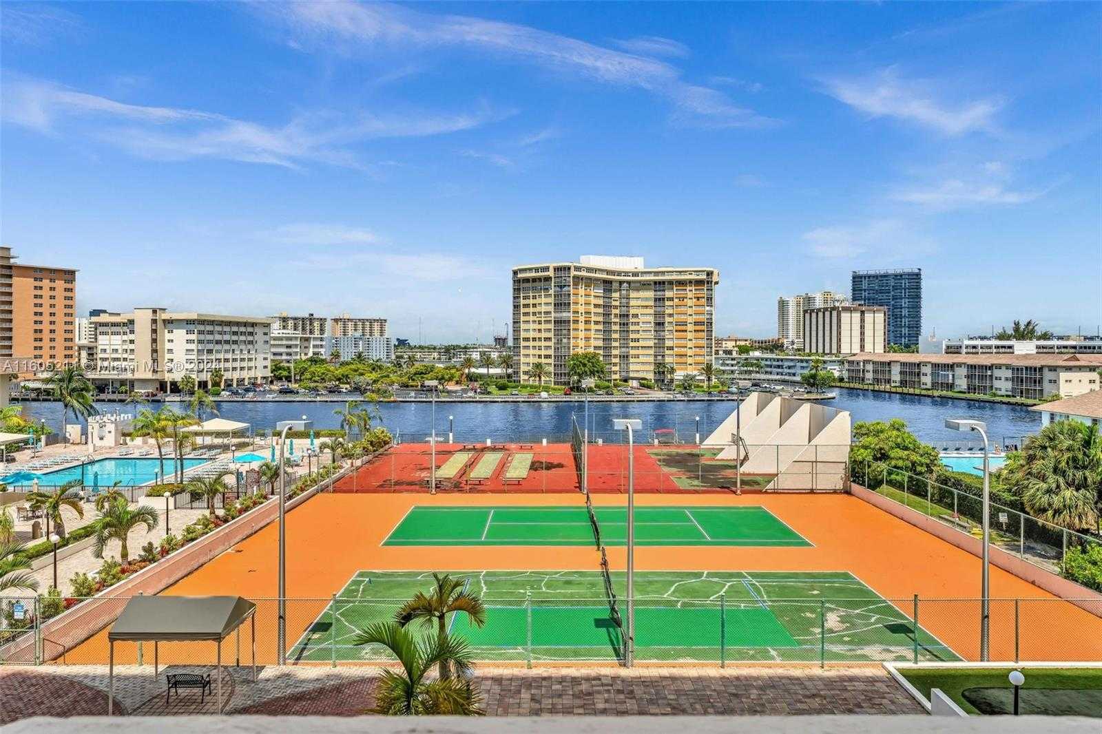 Small Image of 1865 SOUTH OCEAN DR #5J, Hallandale Beach Number 25