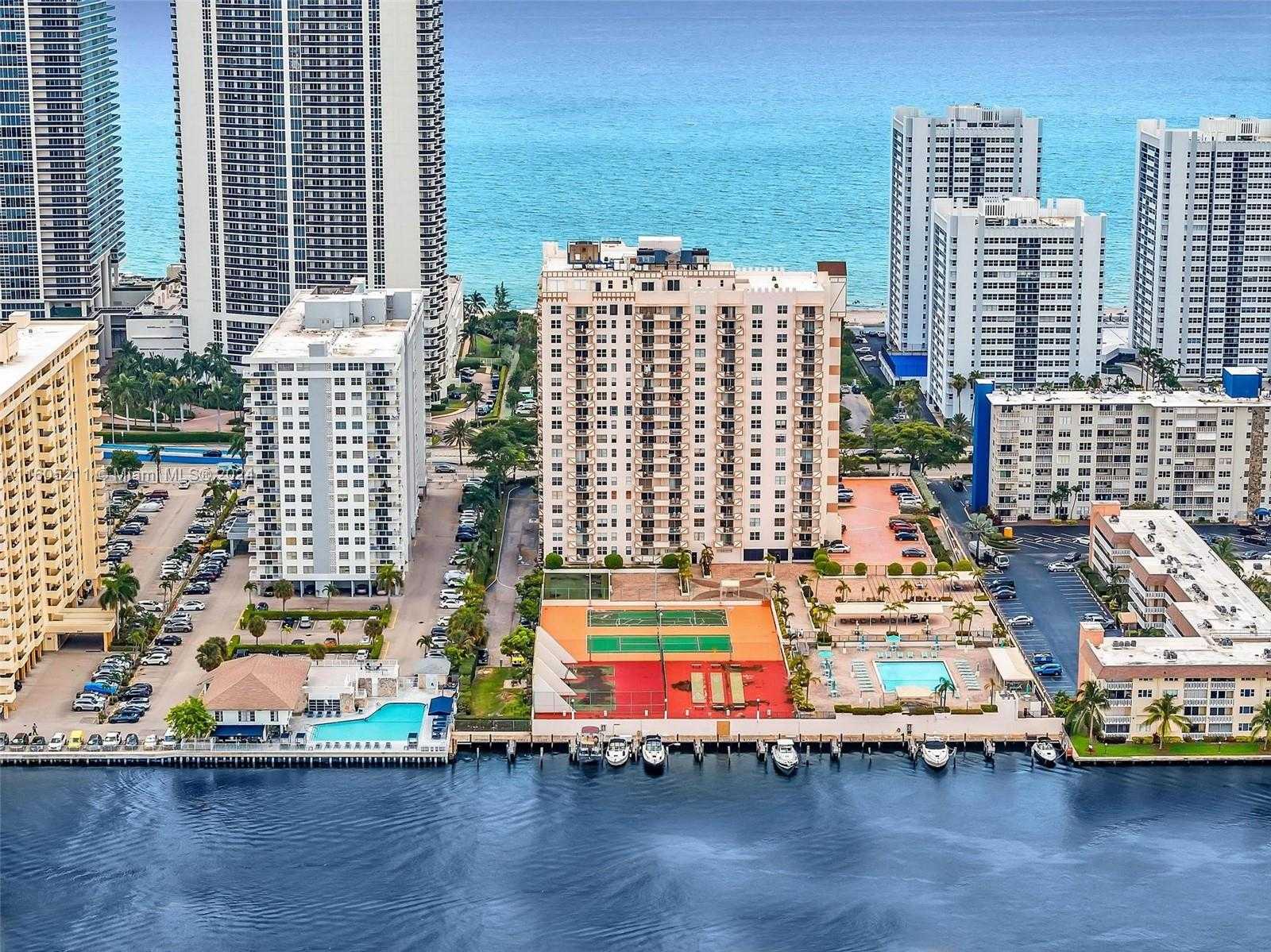 Small Image of 1865 SOUTH OCEAN DR #5J, Hallandale Beach Number 27
