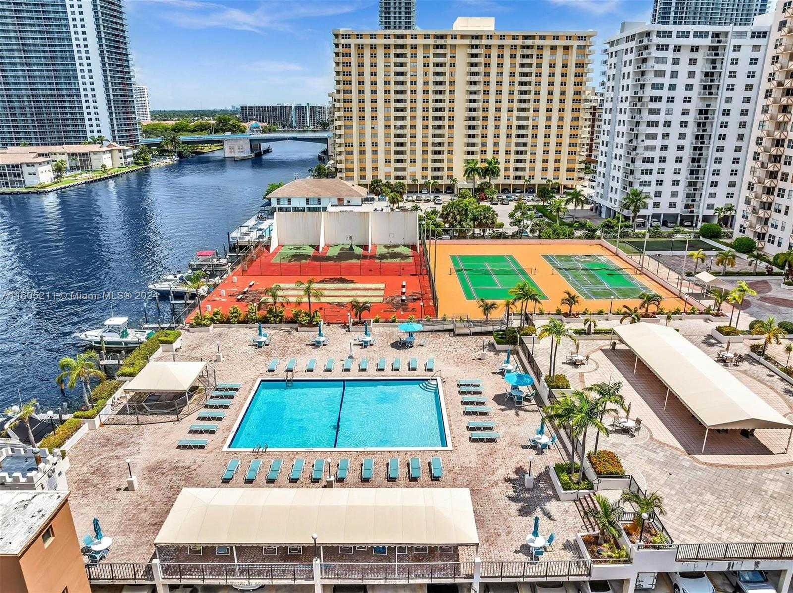 Small Image of 1865 SOUTH OCEAN DR #5J, Hallandale Beach Number 30