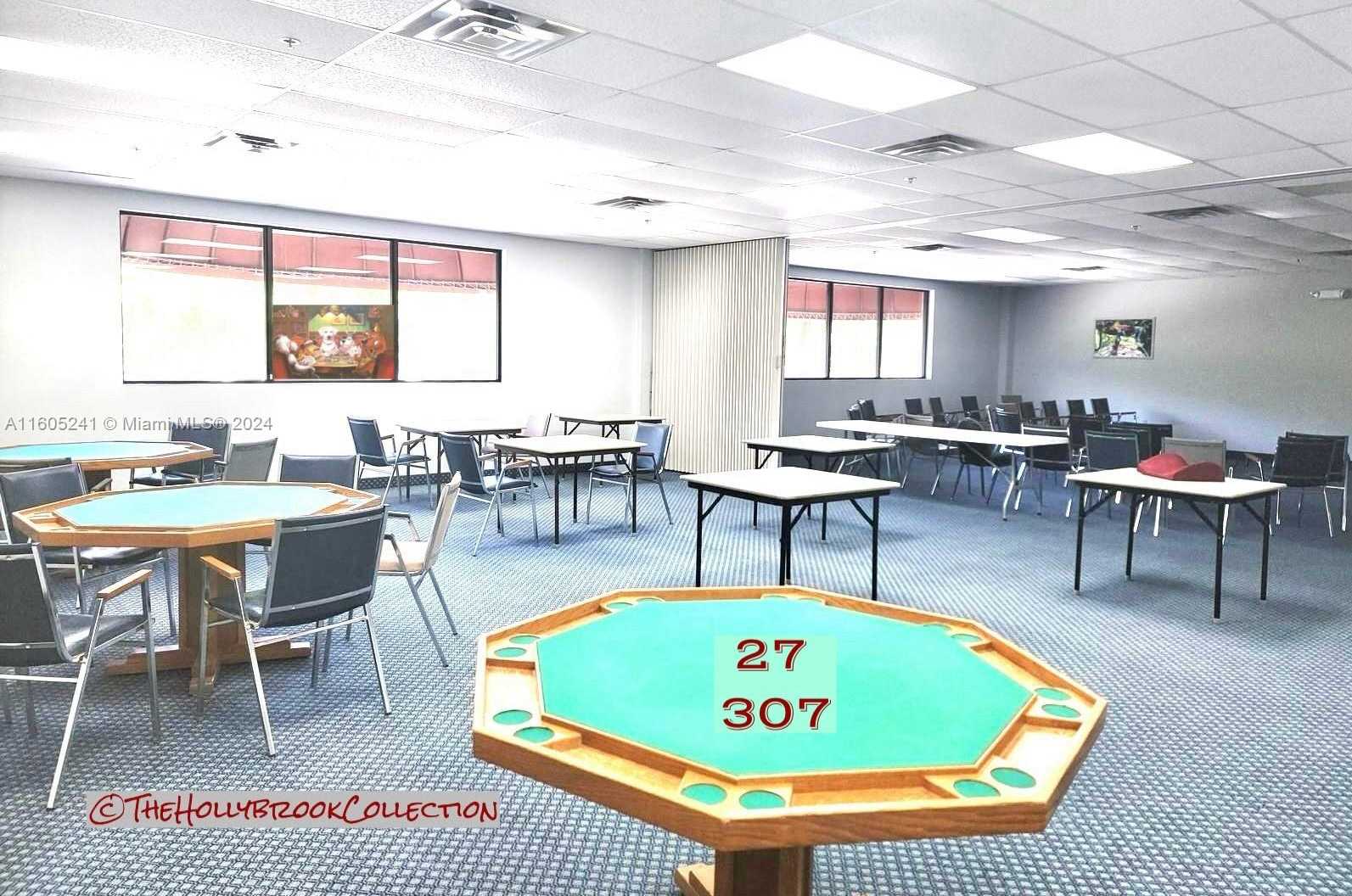 Small Image of 681 SOUTH HOLLYBROOK DR #307, Pembroke Pines Number 29