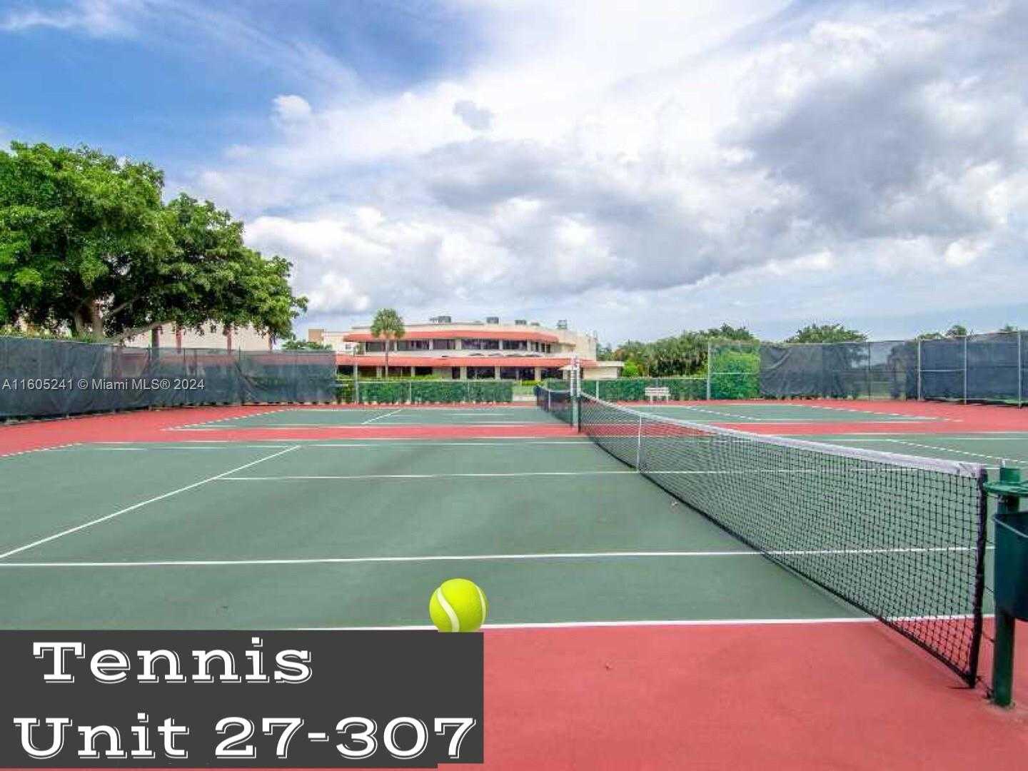 Small Image of 681 SOUTH HOLLYBROOK DR #307, Pembroke Pines Number 40