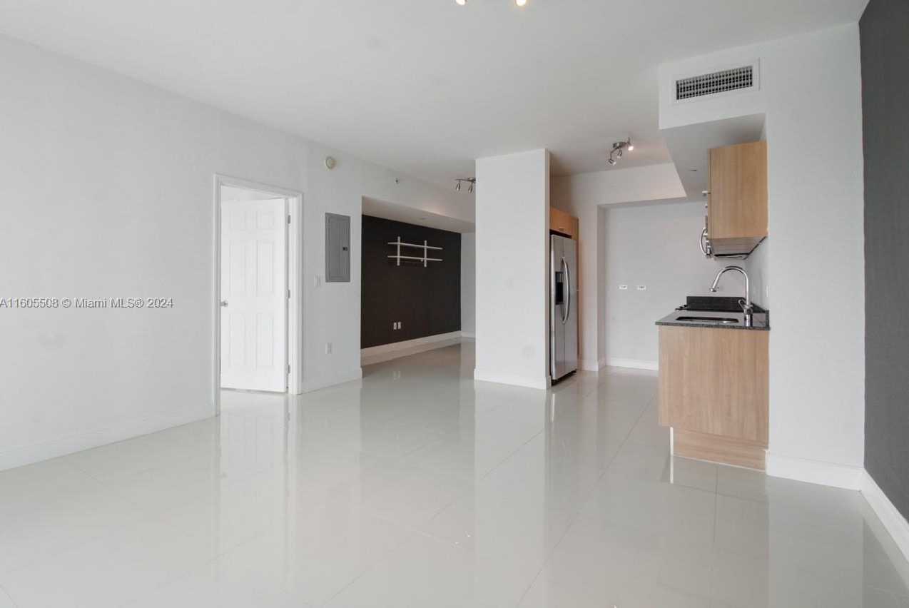 Small Image of 350 SOUTH MIAMI AVE #3515, Miami Number 6