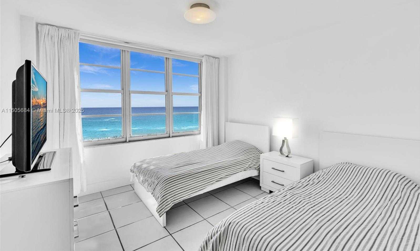 Small Image of 5161 COLLINS AVE #1017, Miami Beach Number 21