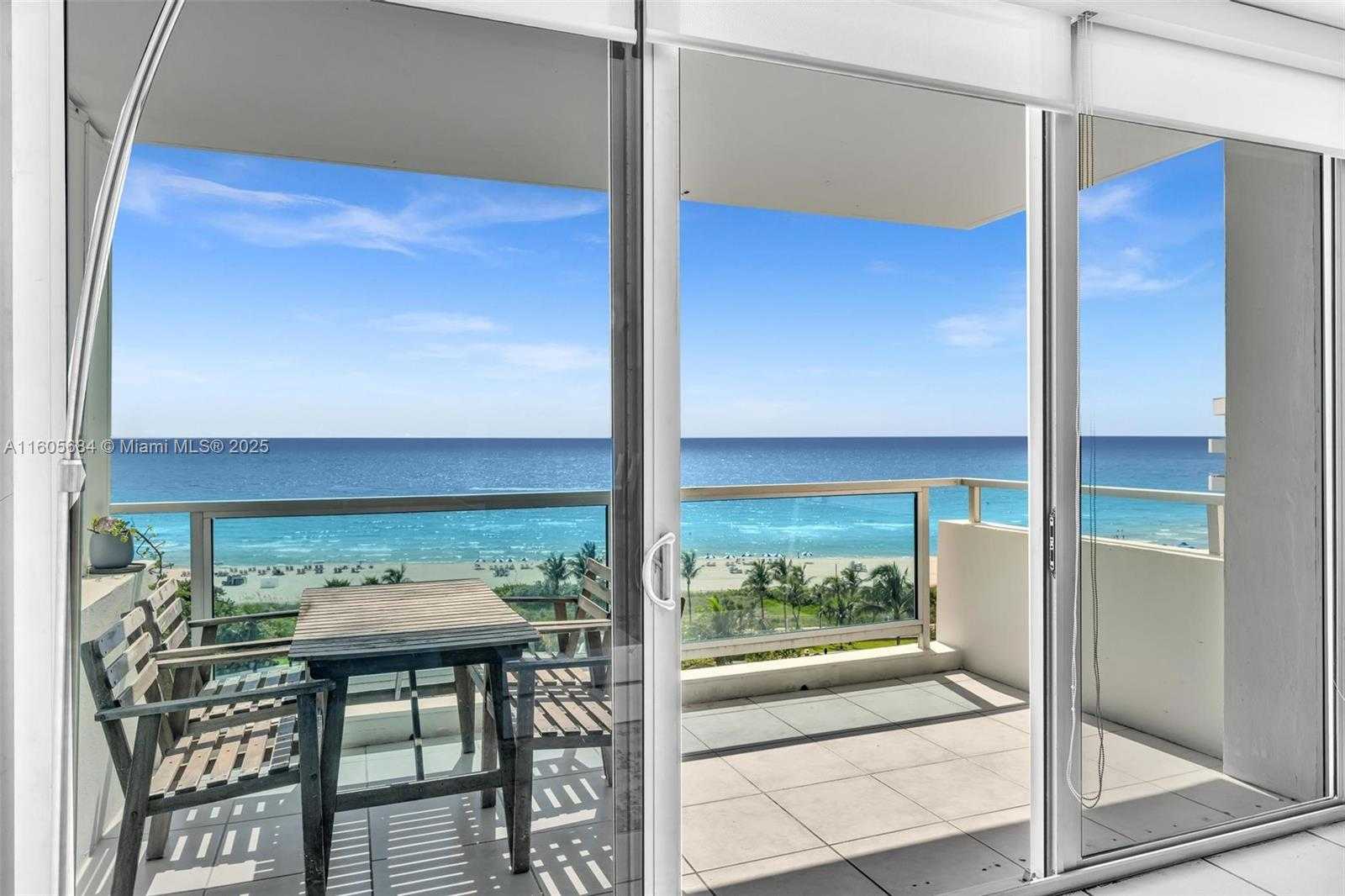 Small Image of 5161 COLLINS AVE #1017, Miami Beach Number 27