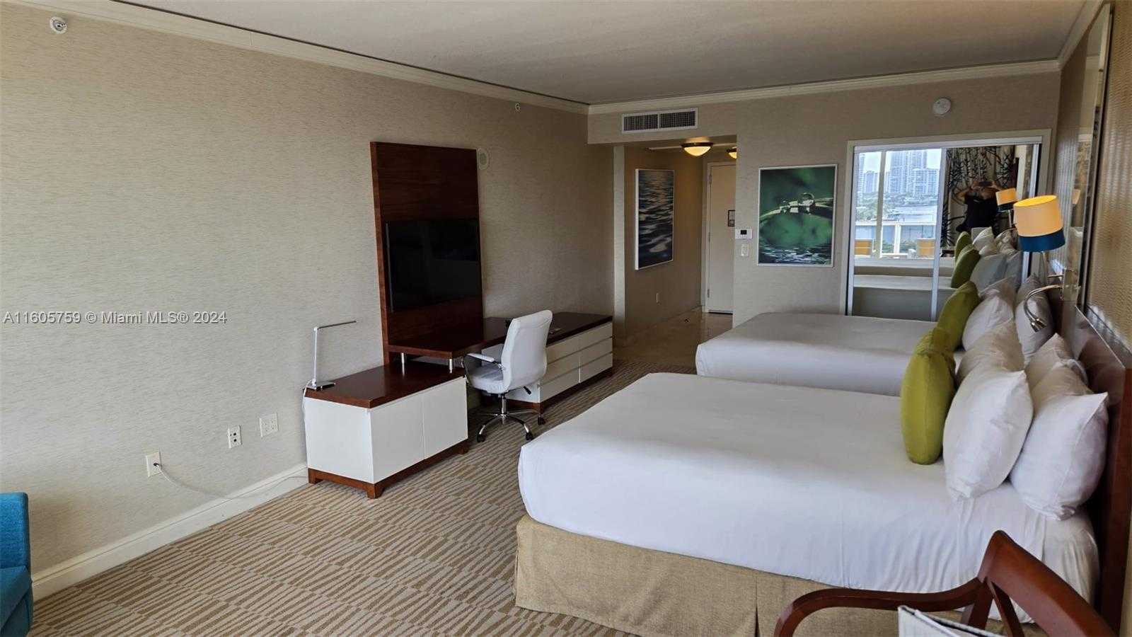 Small Image of 18001 COLLINS AVE #601, Sunny Isles Beach Number 7