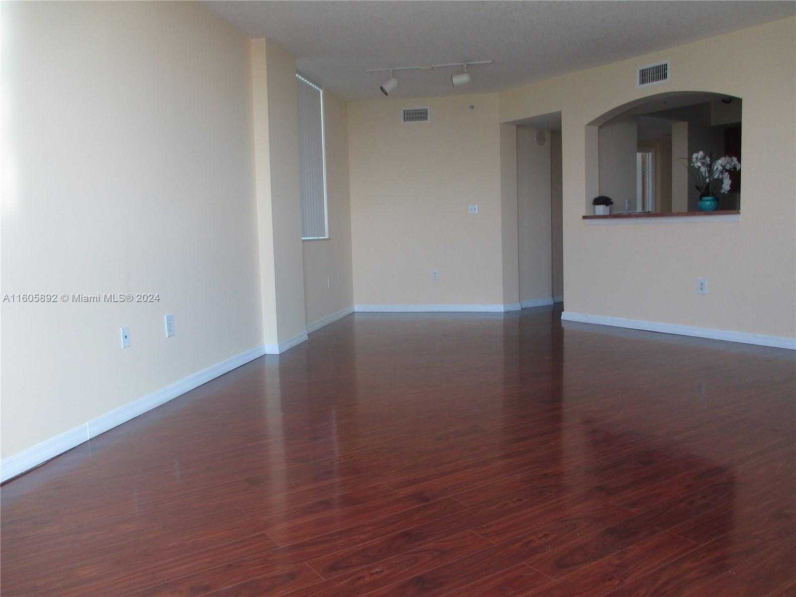 Small Image of 9201 COLLINS AVE #1021, Surfside Number 4