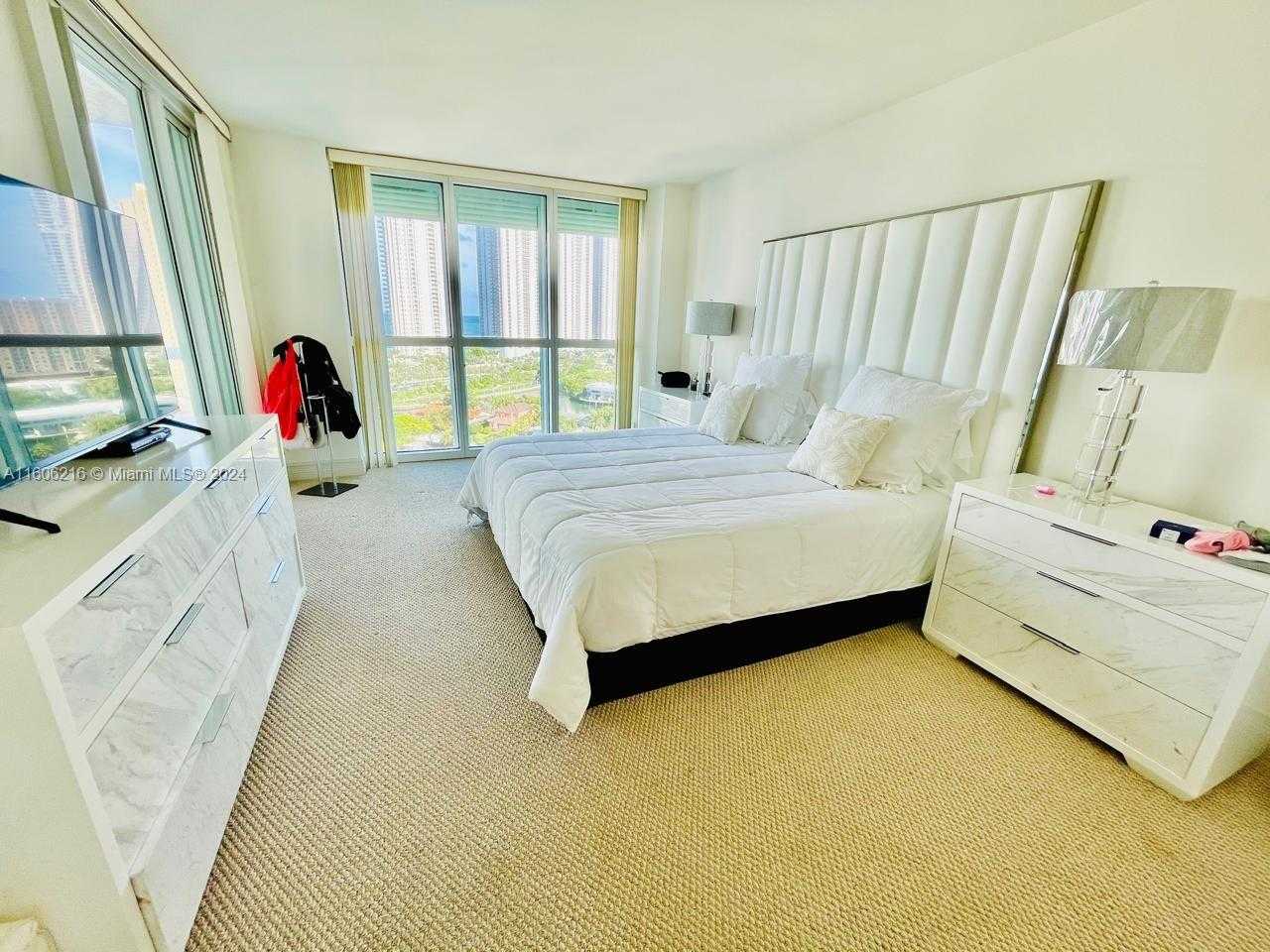 Small Image of 16500 COLLINS AVE #1652, Sunny Isles Beach Number 19