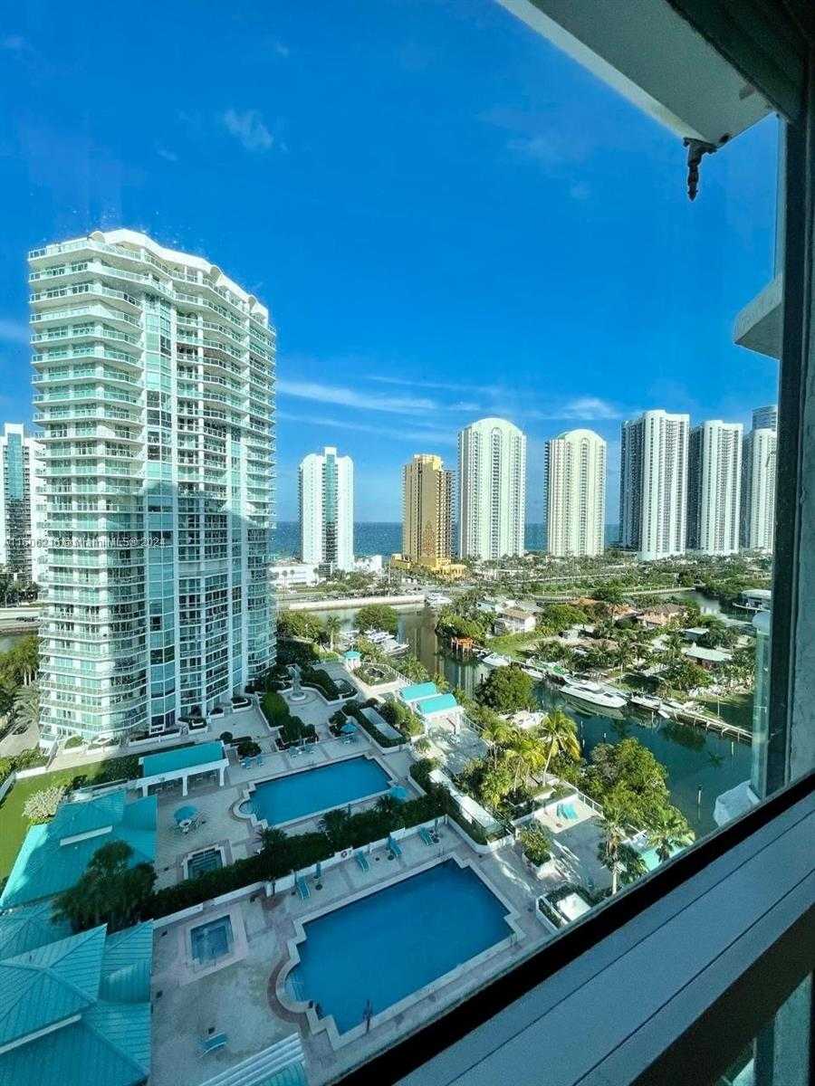 Small Image of 16500 COLLINS AVE #1652, Sunny Isles Beach Number 4